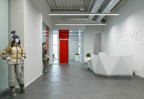 Лаконичный офис для производственной компании Артекс