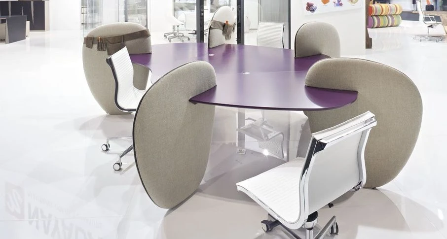 Преимущества настольных экранов для офиса