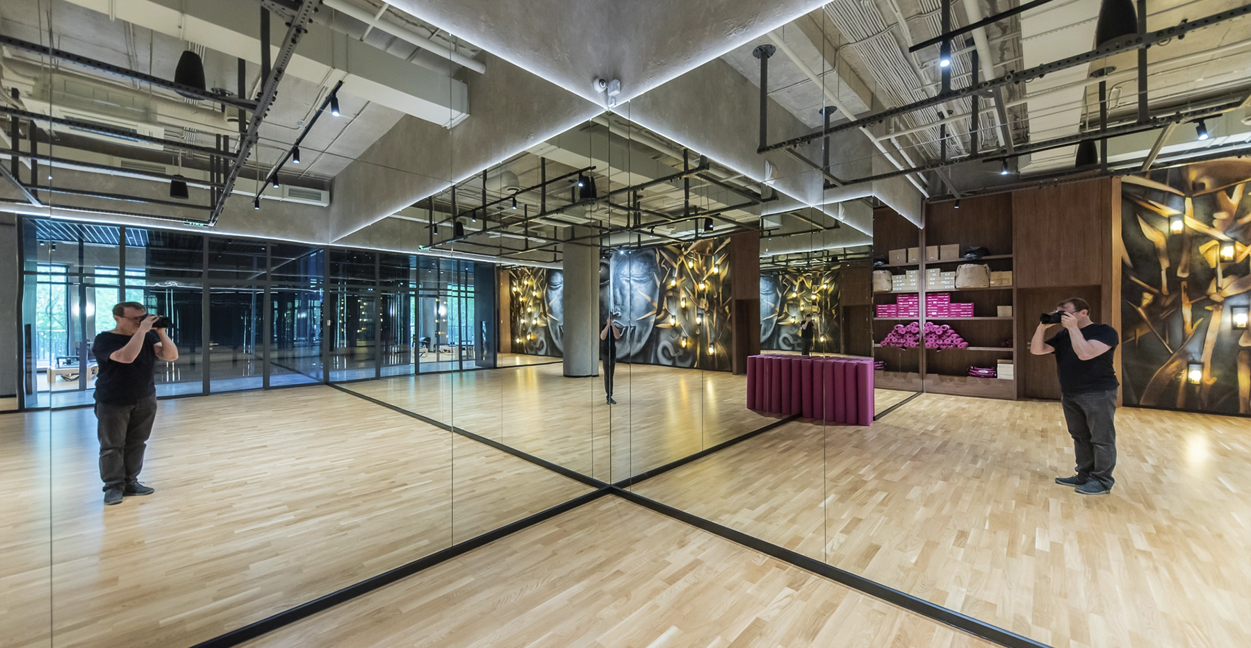 Фото проекта: Создание интерьеров, монтаж перегородок, дверей, мебели в фитнес клубе Anvil. Изображение № 8