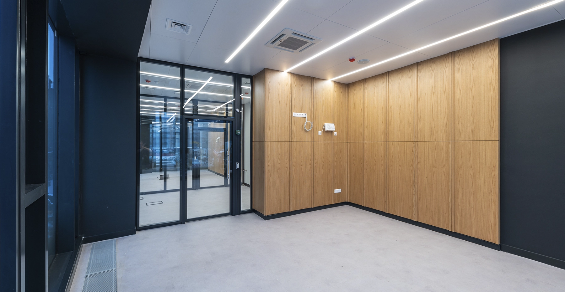 Фото проекта: Проект Nayada по установке стеклянных перегородок в МГТУ им. Баумана. Изображение № 4